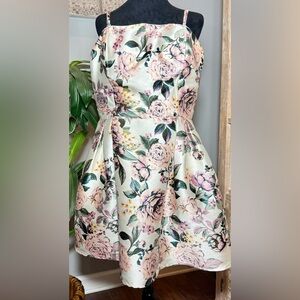 Speechless, Floral Jacquard Mini Dress with Pockets & Removable Straps, Size 17